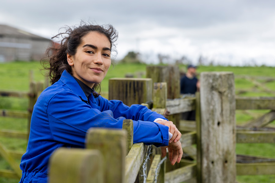 Une agricultrice travaillant à temps partiel Dares